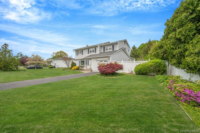75 Pawnee Drive, Commack, NY 11725
