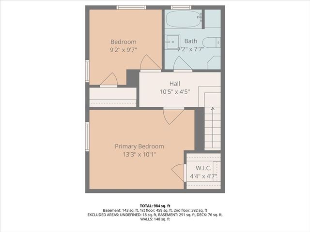 28 Everett St, Woburn, MA 01801