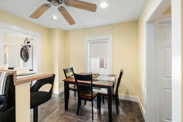 28 Everett St, Woburn, MA 01801