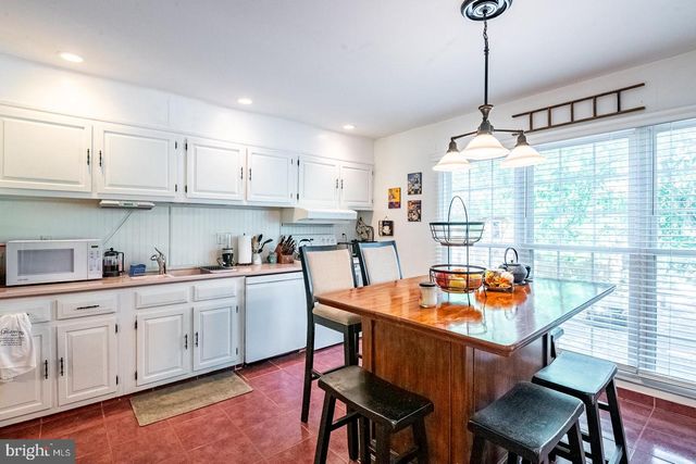 66 WINGED FOOT DR, Reading, PA 19607