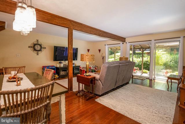 66 WINGED FOOT DR, Reading, PA 19607