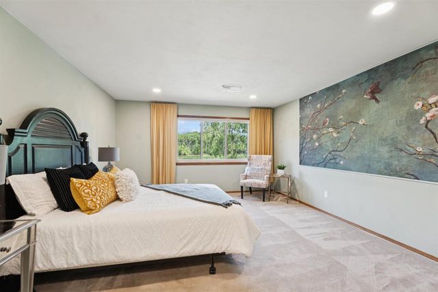 2490 STROEBE ISLAND DRIVE, Appleton, WI 54914
