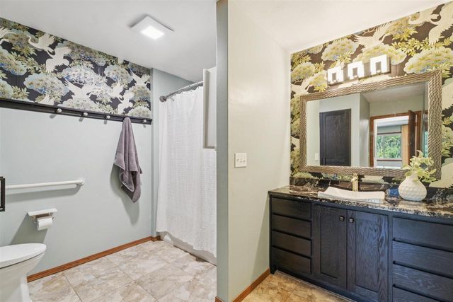 2490 STROEBE ISLAND DRIVE, Appleton, WI 54914
