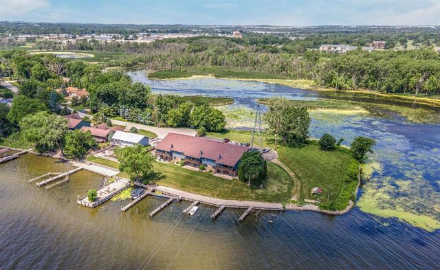 2490 STROEBE ISLAND DRIVE, Appleton, WI 54914