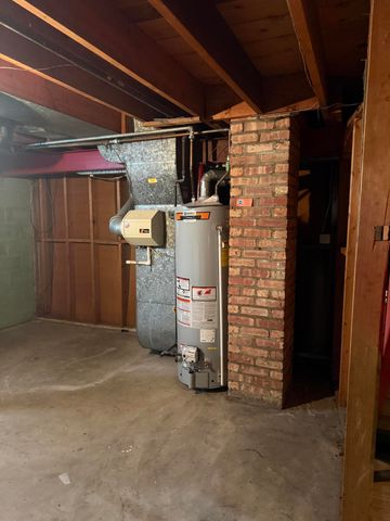 562 Dallas Street, Gary, IN 46406