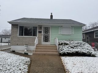 562 Dallas Street, Gary, IN 46406