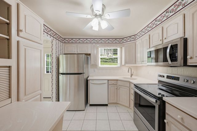 415 Overbrook ROAD, Middlesex Twp, PA 16059