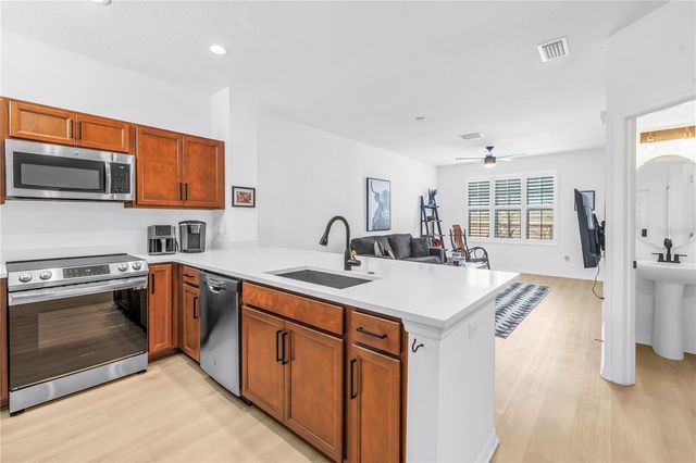 429 LORRAINE LELAND STREET, Dunedin, FL 34698