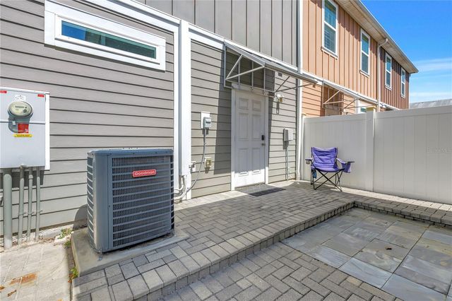 429 LORRAINE LELAND STREET, Dunedin, FL 34698