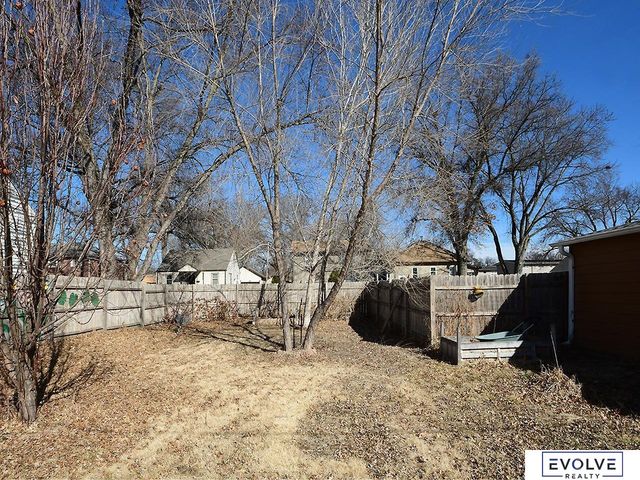 1051 N L Street, Fremont, NE 68025