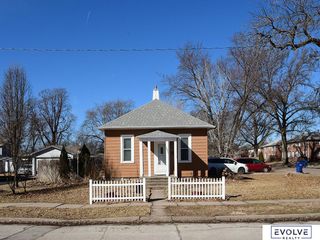 1051 N L Street, Fremont, NE 68025