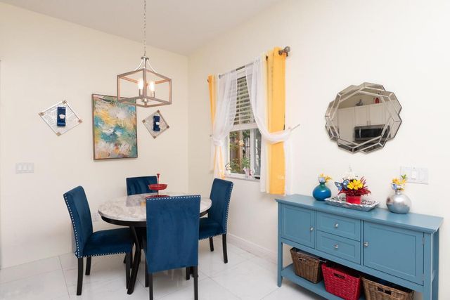 518 N Federal Highway 8, Lake Worth Beach, FL 33460