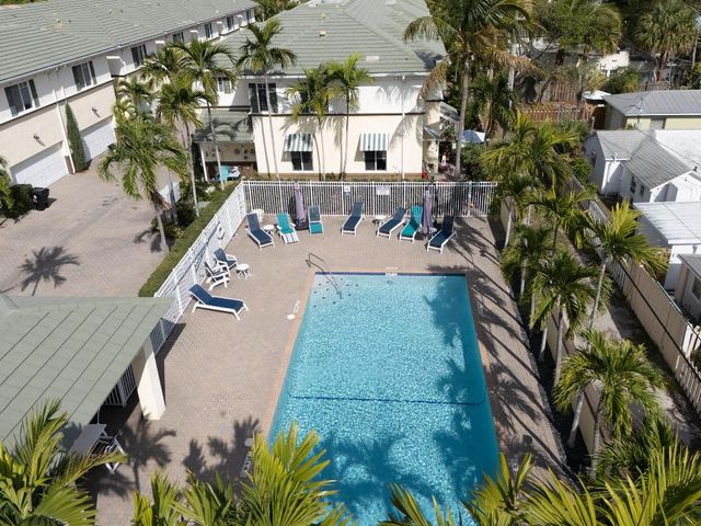 518 N Federal Highway 8, Lake Worth Beach, FL 33460