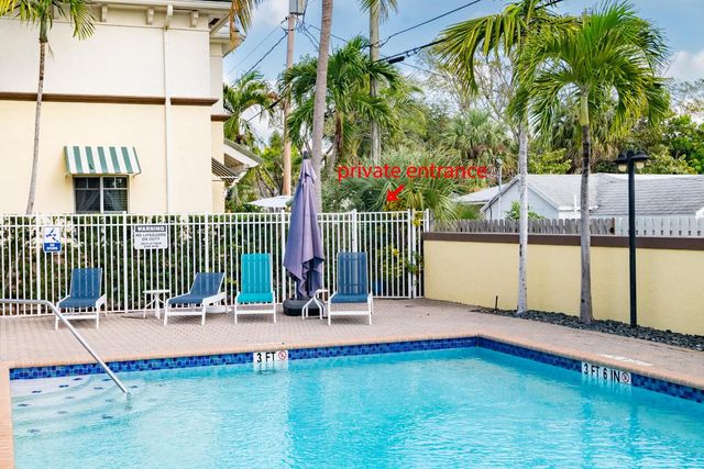 518 N Federal Highway 8, Lake Worth Beach, FL 33460