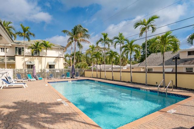 518 N Federal Highway 8, Lake Worth Beach, FL 33460