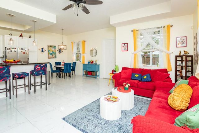 518 N Federal Highway 8, Lake Worth Beach, FL 33460