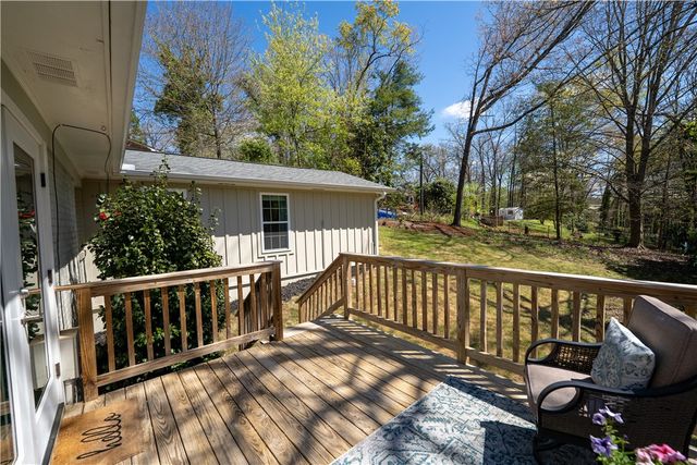 102 Robin Street, Clemson, SC 29631