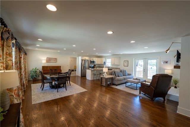 102 Robin Street, Clemson, SC 29631