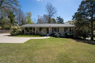 102 Robin Street, Clemson, SC 29631