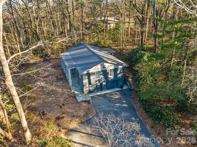 2388 Hebron Road, Hendersonville, NC 28739