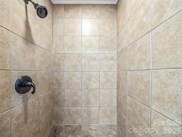 2388 Hebron Road, Hendersonville, NC 28739