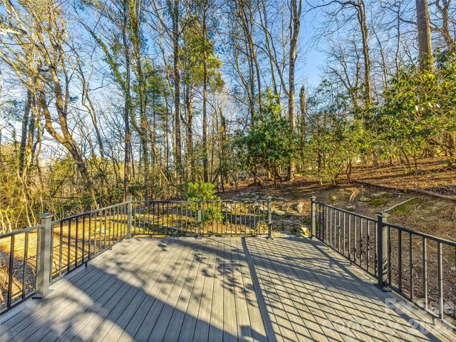 2388 Hebron Road, Hendersonville, NC 28739