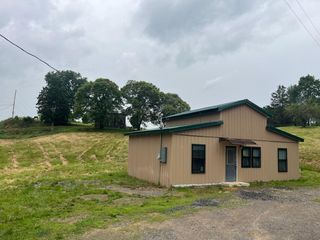 3166 Judio Road, Burkesville, KY 42717