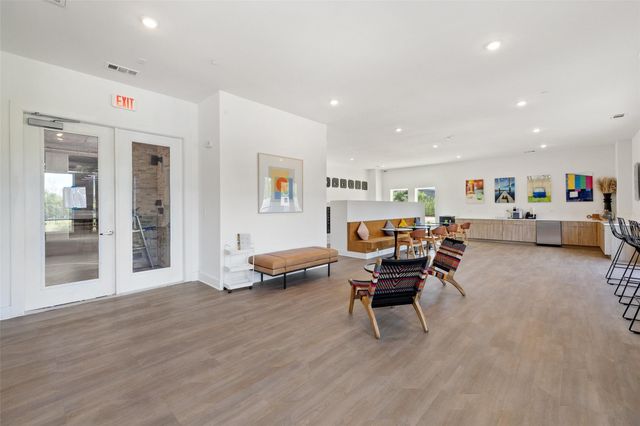 4802 S Congress Ave 403, Austin, TX 78745