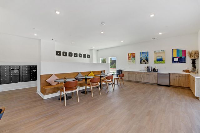 4802 S Congress Ave 403, Austin, TX 78745