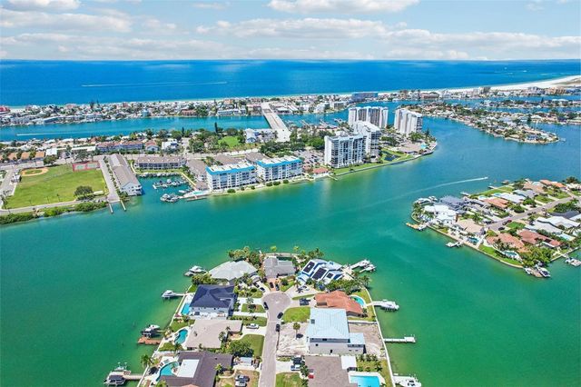 8078 13TH AVENUE S, St Petersburg, FL 33707