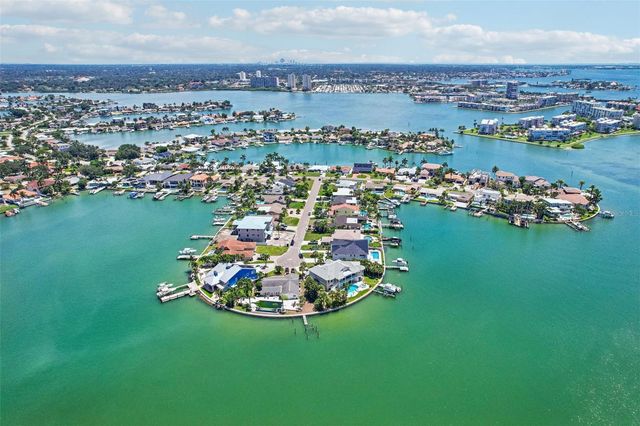8078 13TH AVENUE S, St Petersburg, FL 33707