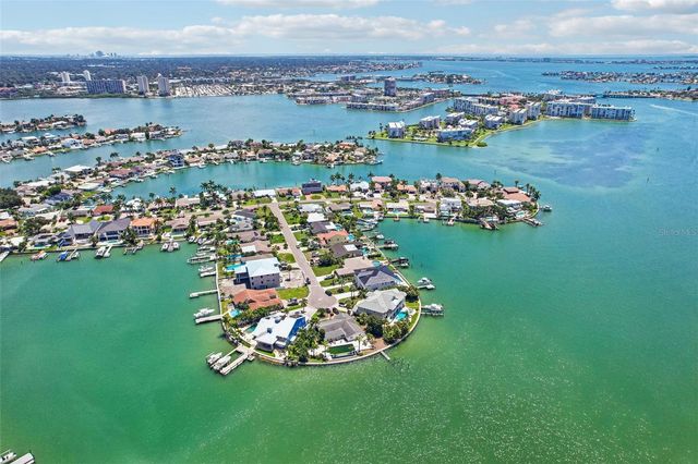 8078 13TH AVENUE S, St Petersburg, FL 33707