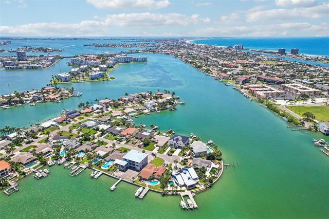 8078 13TH AVENUE S, St Petersburg, FL 33707