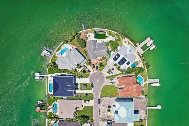 8078 13TH AVENUE S, St Petersburg, FL 33707