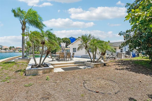 8078 13TH AVENUE S, St Petersburg, FL 33707