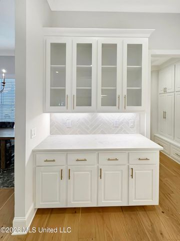 118 Lake Crest Drive, Madison, MS 39110