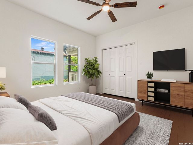 419 W Huisache Avenue, San Antonio, TX 78212