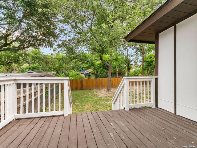 419 W Huisache Avenue, San Antonio, TX 78212