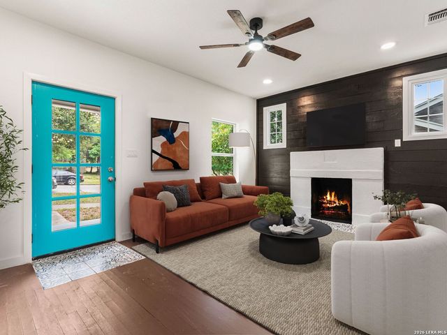 419 W Huisache Avenue, San Antonio, TX 78212