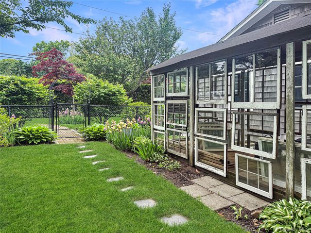 5 Maryland Boulevard, Hampton Bays, NY 11946