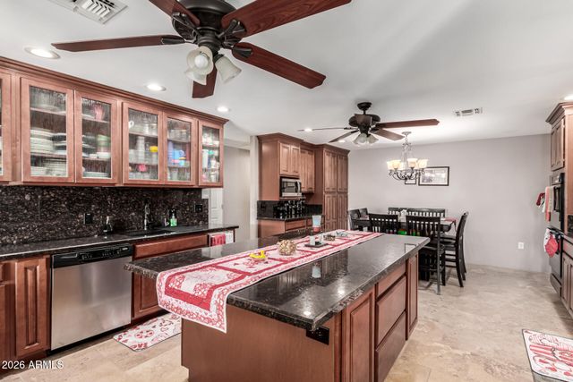 8621 W VIA MONTOYA Drive, Peoria, AZ 85383