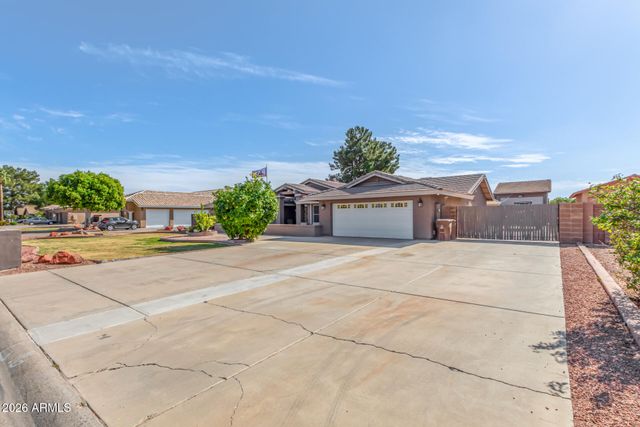 8621 W VIA MONTOYA Drive, Peoria, AZ 85383