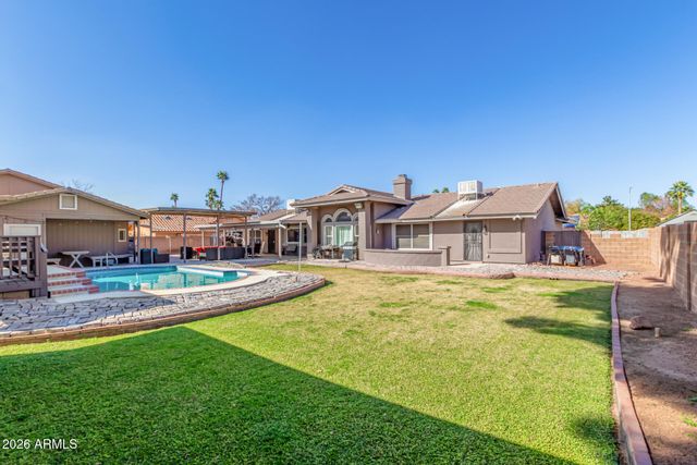 8621 W VIA MONTOYA Drive, Peoria, AZ 85383