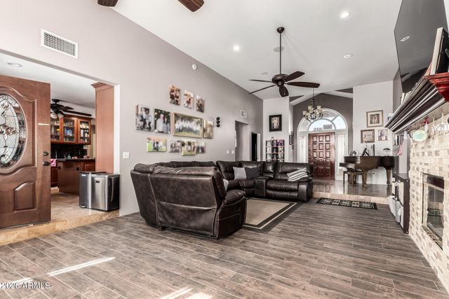 8621 W VIA MONTOYA Drive, Peoria, AZ 85383