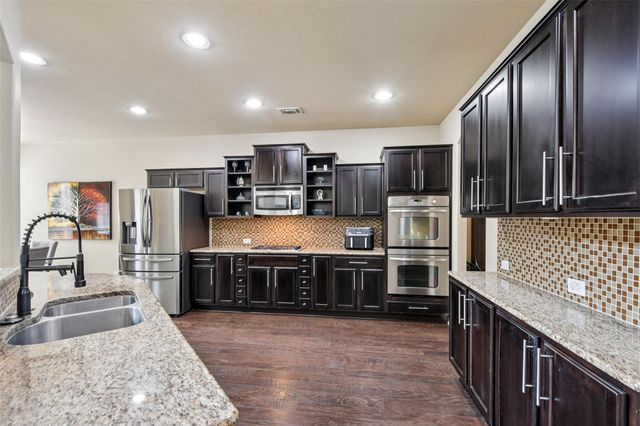 3713 Glastonbury TRL, Pflugerville, TX 78660