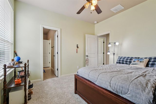 3713 Glastonbury TRL, Pflugerville, TX 78660