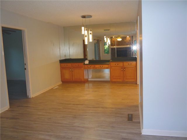 109 Lake Ridge Circle, Walhalla, SC 29691