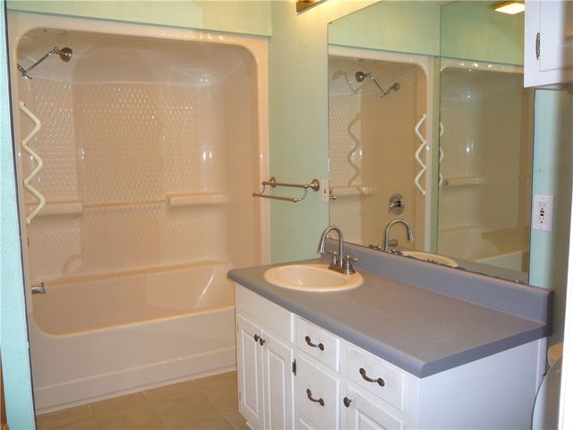 109 Lake Ridge Circle, Walhalla, SC 29691