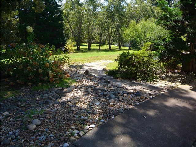 109 Lake Ridge Circle, Walhalla, SC 29691