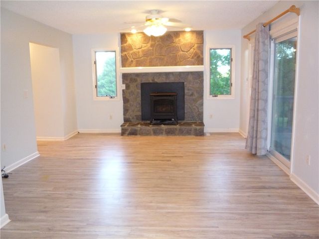 109 Lake Ridge Circle, Walhalla, SC 29691